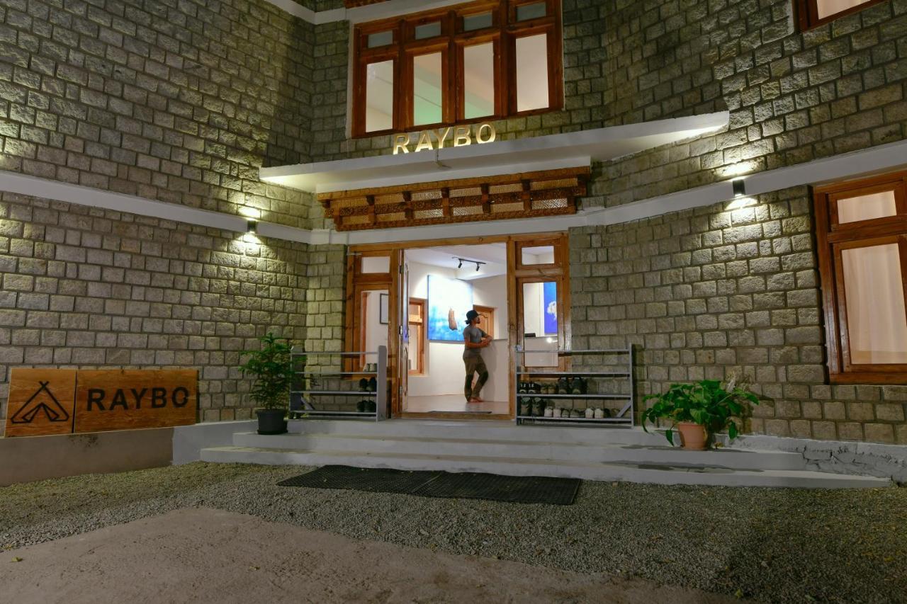 Raybo Hostel Λεχ Εξωτερικό φωτογραφία